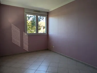 Voir la photo 7