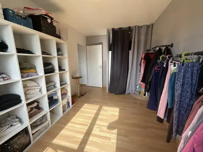Voir la photo 12