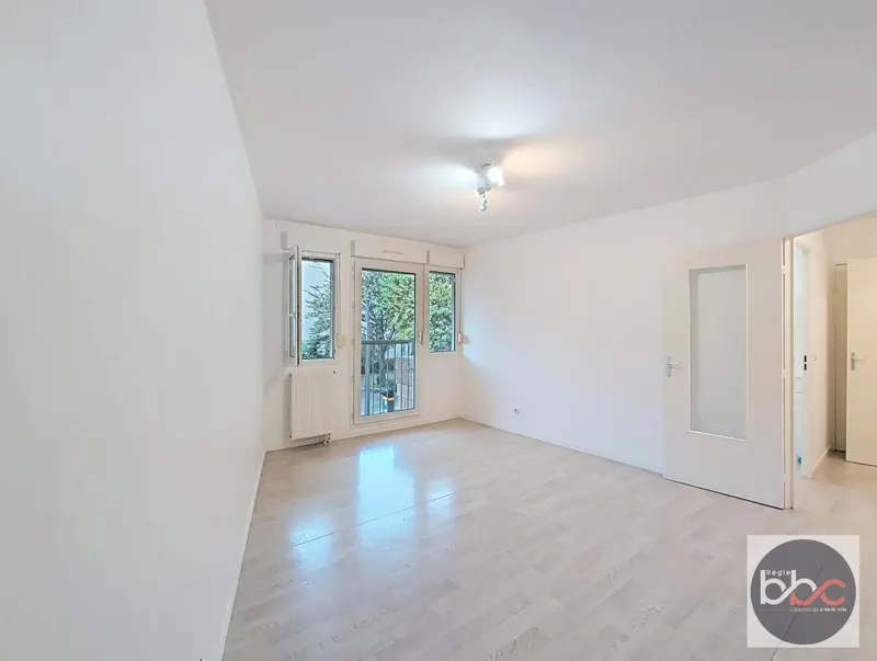 T2 à Bourgoin Jallieu : À louer — Appartement T2 de 55 m² — Bourgoin-Jallieu Centre-Ville