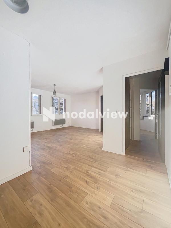 Centre ville, Appartement 4 pièces de 81m2